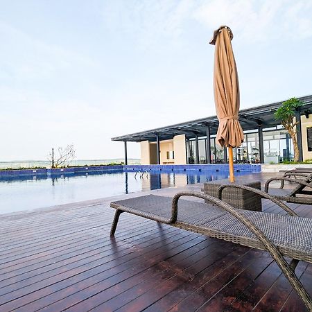 Lovina 1615 At Pollux Meisterstadt Batam Exterior photo